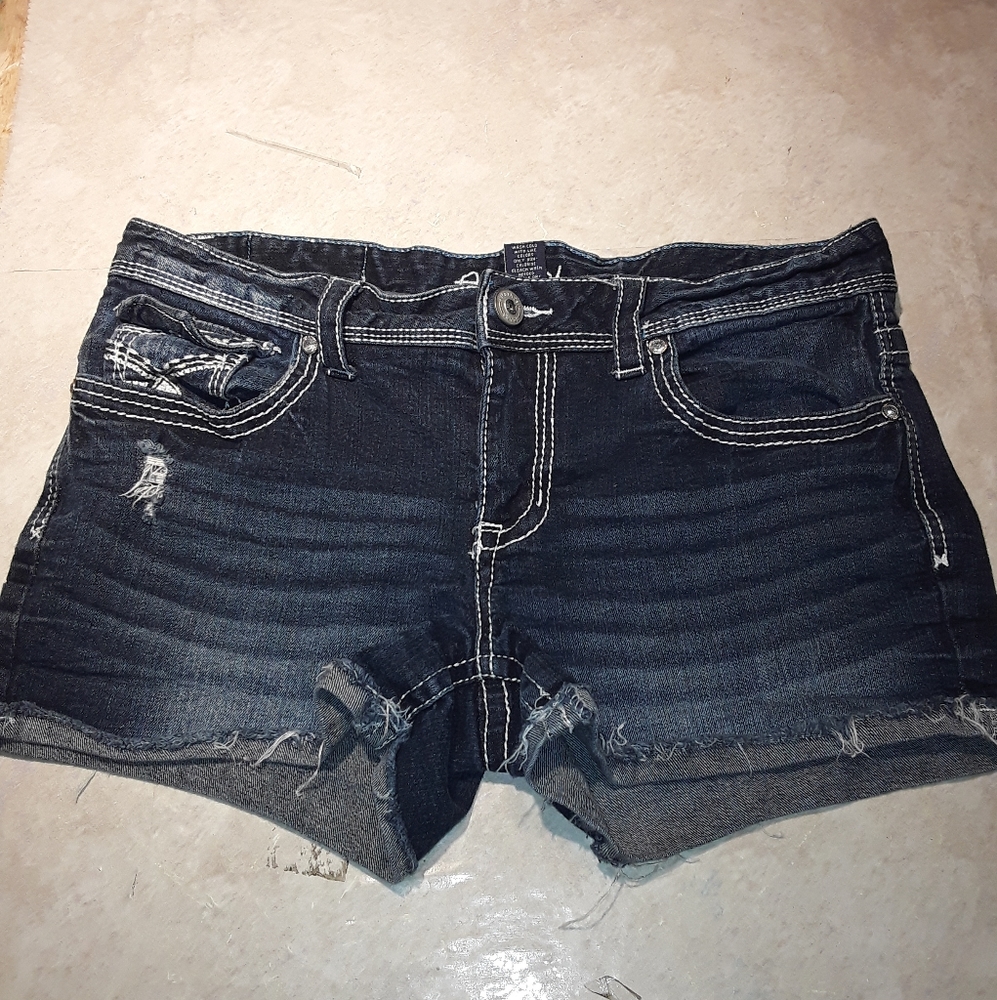 Amethyst woman's shorts